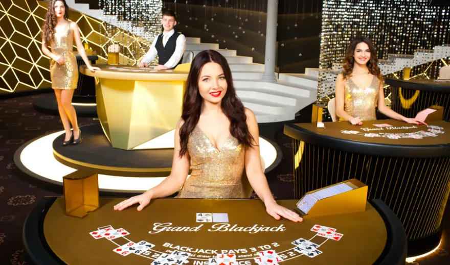 Grand Blackjack live table at Sneket